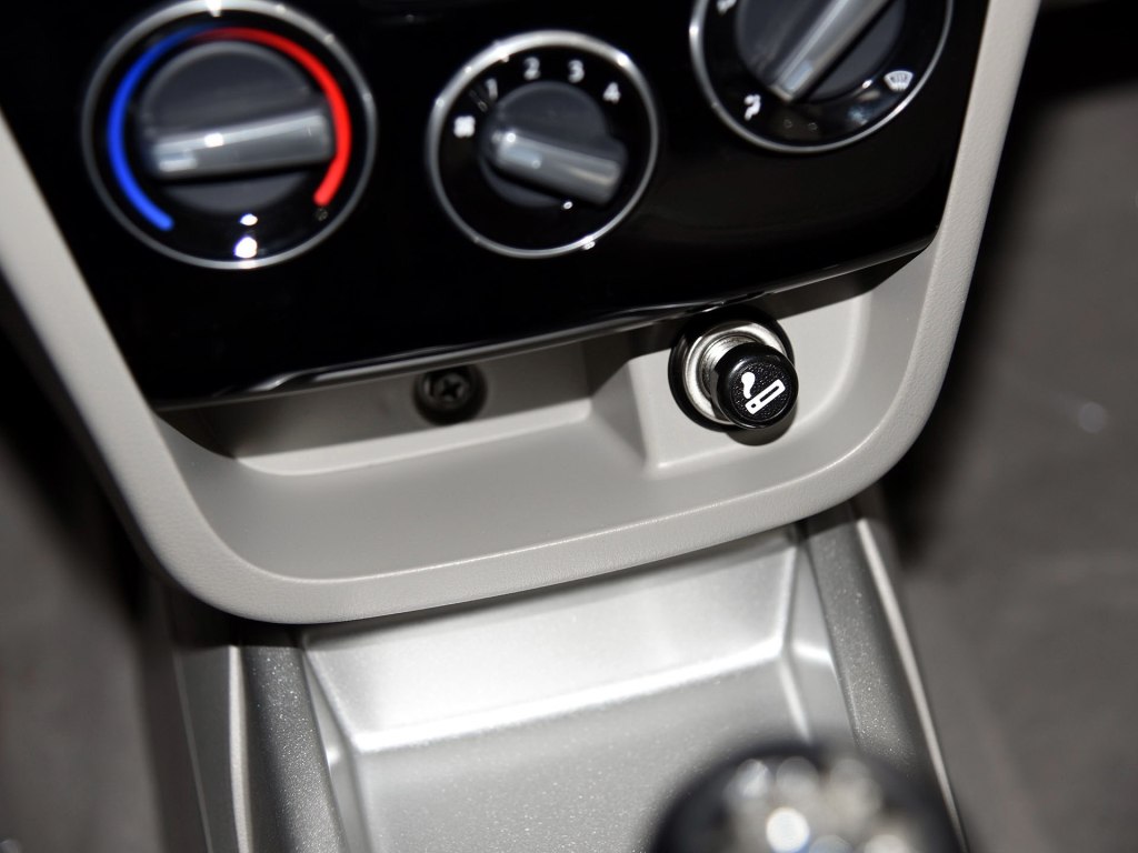 同曦5人上双结束连败 周琦缺阵新疆遭赛季第2败_米乐M6(图2) 米乐M6