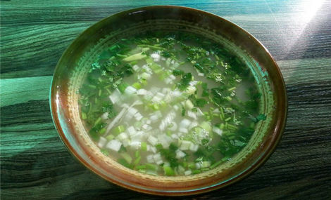 m6最新官网-新晋辣妈昆凌登热搜 微博晒为小周周穿袜子照片尽显母爱(图1) 米乐M6官方入口