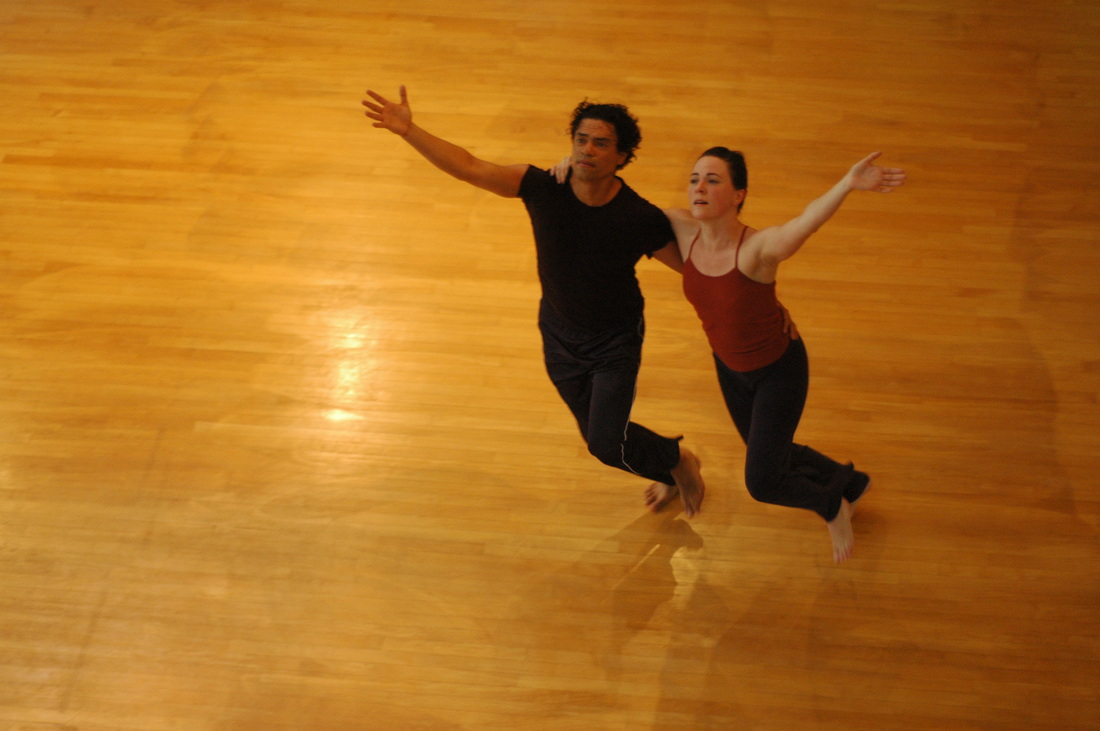 米乐M6-拜克斯32+9领6人得分上双 福建胜天津取四连胜(图2) 米乐M6