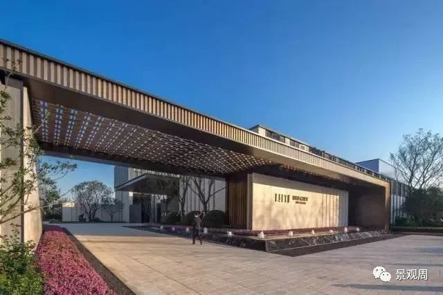 谢霆锋墨镜扮酷 被问王菲瞬间露笑容_米乐M6(图4) 米乐M6官方入口