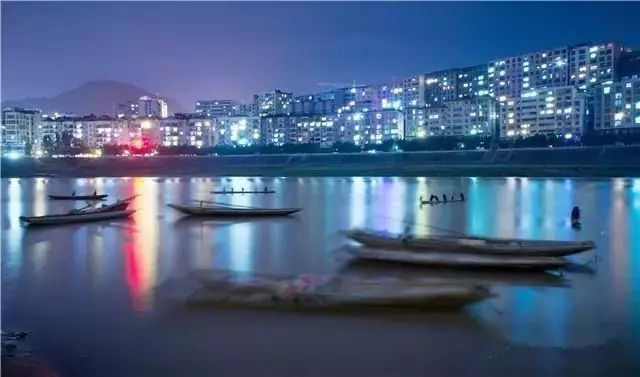 港媒曝郑嘉颖十年秘交10女星 花心程度远胜林峰‘米乐M6’