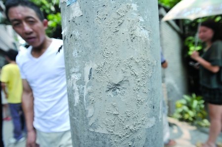 米乐M6：黄宗泽现任女友杨峥手段高 占车、接吻宣誓主权